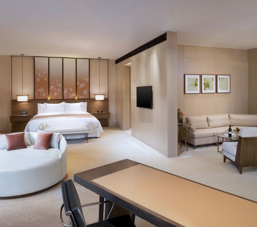 HUALUXE Shanghai Twelve At Hengshan, an IHG Hotel