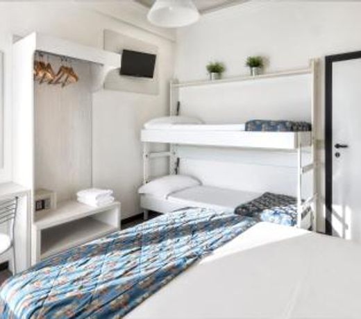Hotel Hawaii