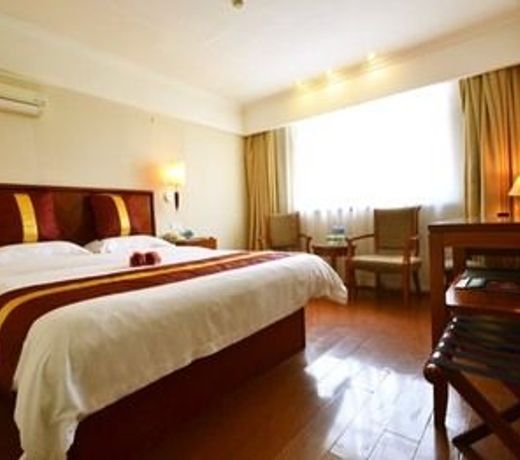 GMA Hotel ShangHai WuNing Road ZhenPing Road Metro Station