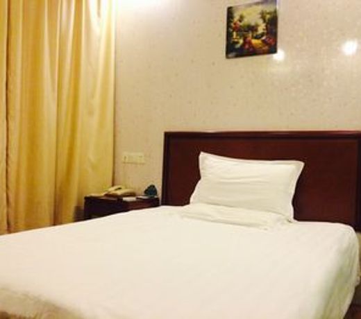 GreenTree Inn Shanghai Dongming Road Subway Station Express