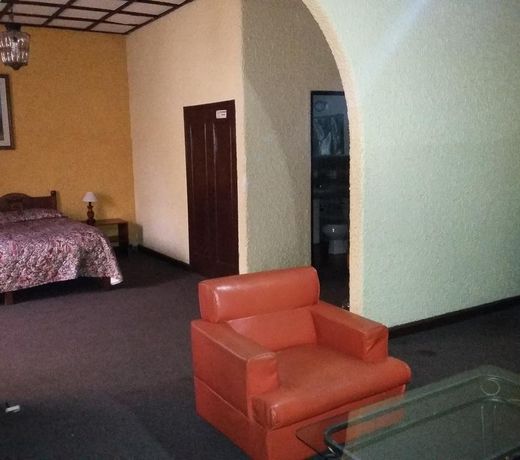 Hotel Villa Real Plaza