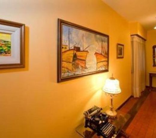 Los Nobles Hostal de Bosque
