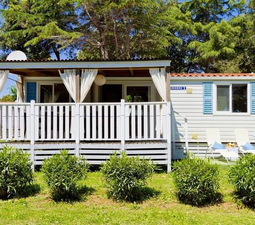 Quality Mobile Homes in Camping Kazela