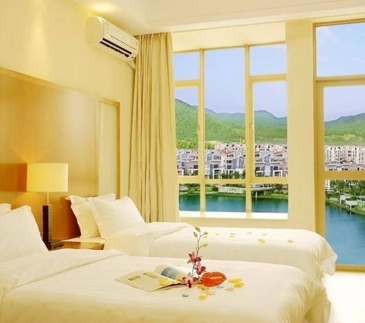 Century Landscape Hotel at Fenghuang Road