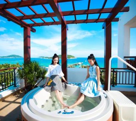 Aegean Suites Sanya Yalong Bay Resort