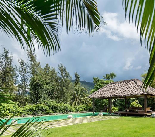 Sanya Yalong Bay Villas & Spa