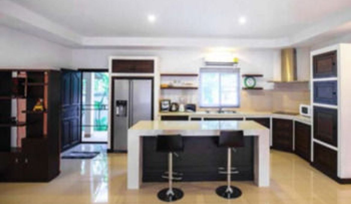 Nok Sawan Villa By Jetta