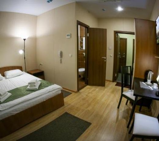 Hotel Globus