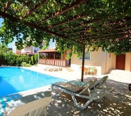 Paradise Town Villa Royal