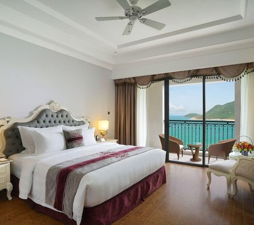 Vinpearl Discovery Rockside Nha Trang