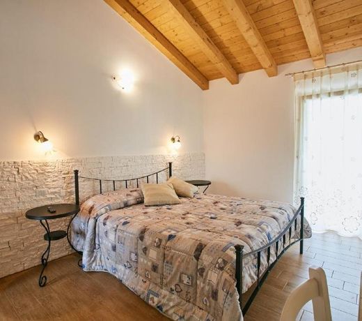 Al Sogno Di Laura B&B