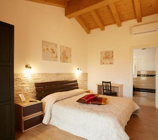 Al Sogno Di Laura B&B