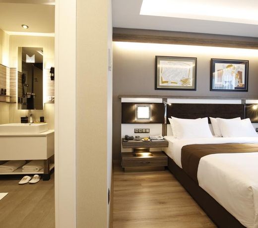 Modernity Hotel