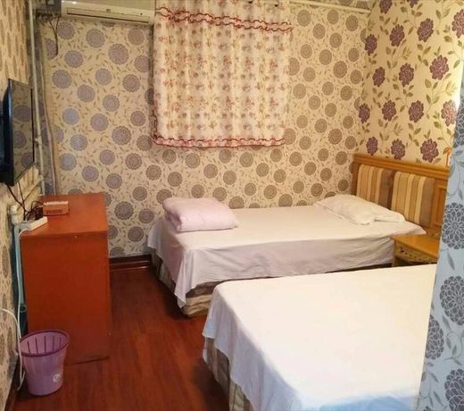 Qufu Xianyaju Hotel