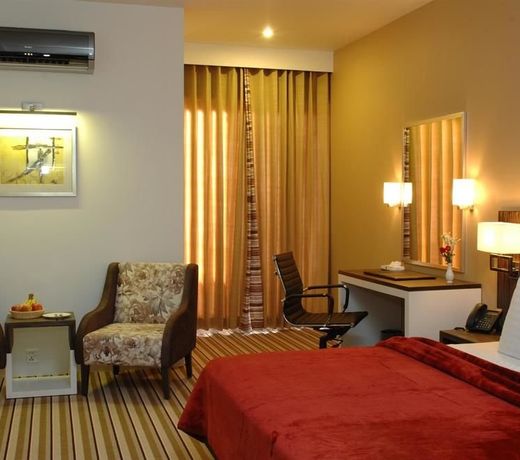 West Inn