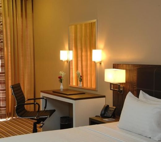 West Inn