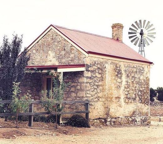 Redwing Farm Stay