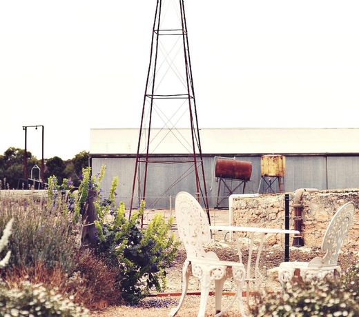 Redwing Farmstay