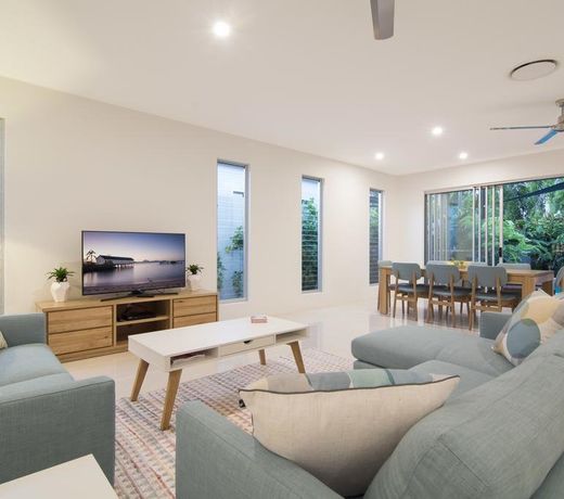 Iluka Beach Villa