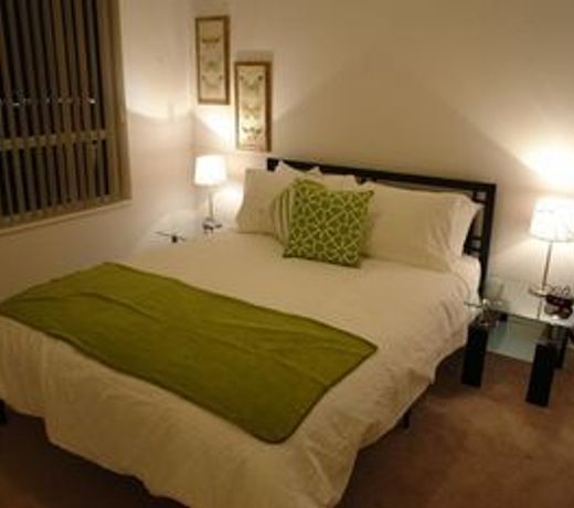 Lake View Luxury Condo by Elite Suites
