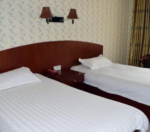 Yijia Business Hotel