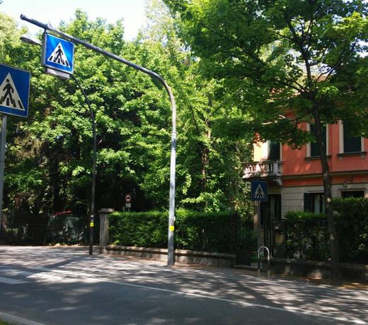 La Casa Di Viale Cairoli