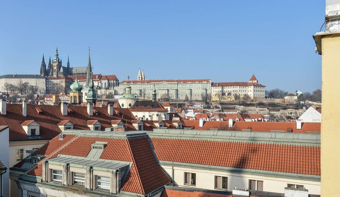 Amazing Charles Bridge Apartment