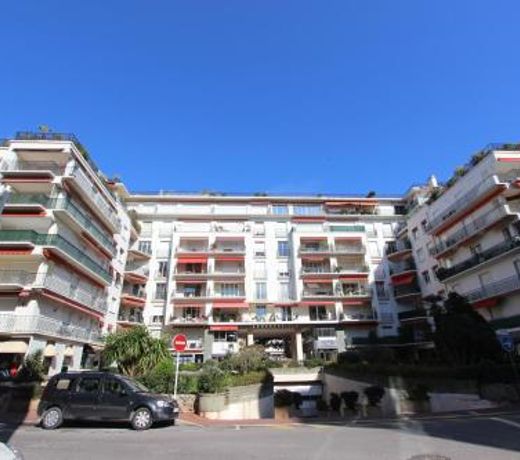 Appartements Cannes Centre : Rond Point Duboys d'Angers