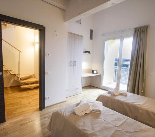 Hotel Arezzo ASC