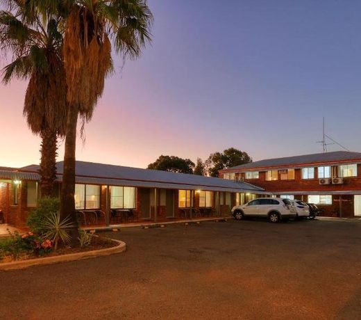 Bryants Motel Roma