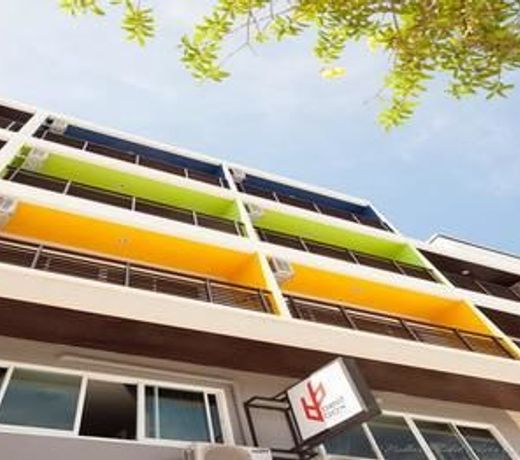 Bedbox Guesthouse & Hostel
