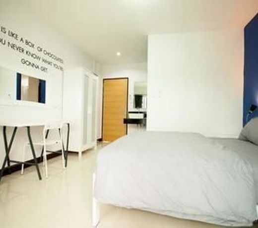 Bedbox Guesthouse & Hostel