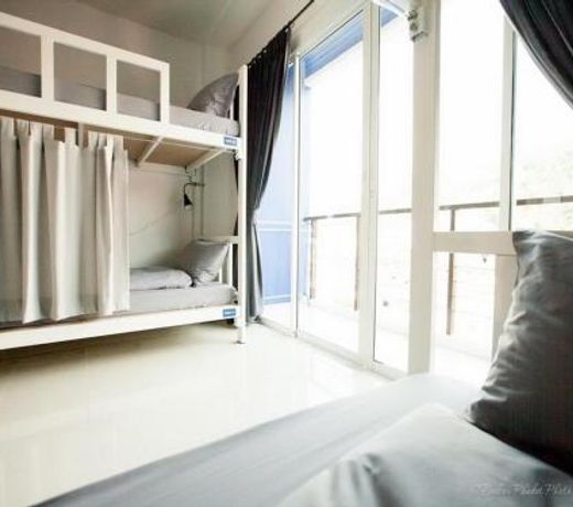 Bedbox Guesthouse & Hostel