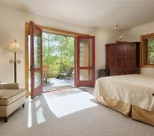 Granite Ridge Lodge