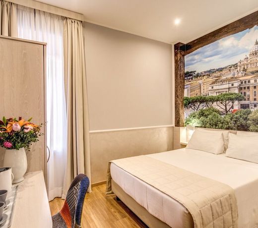 Top Floor Colosseo Guesthouse