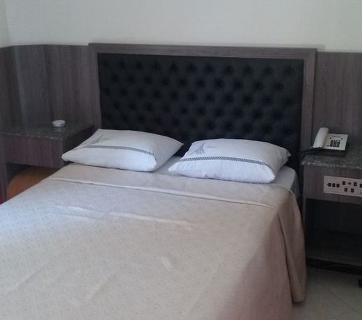 Hotel Paris