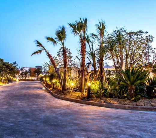 The Shimpang Spa & Pool Villa