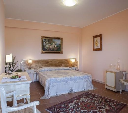 La Corte di Opaka