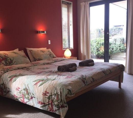 Number Six Homestay