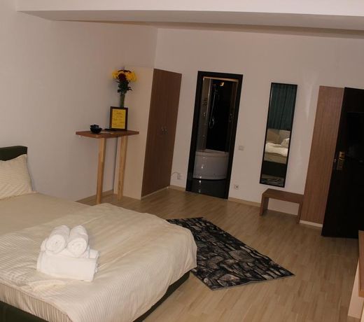 Bucur Accommodation