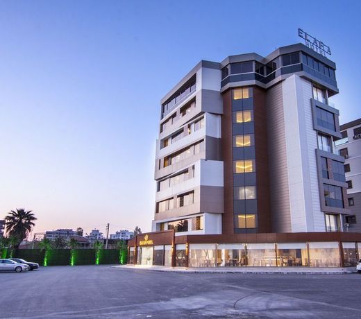 Elara Hotel