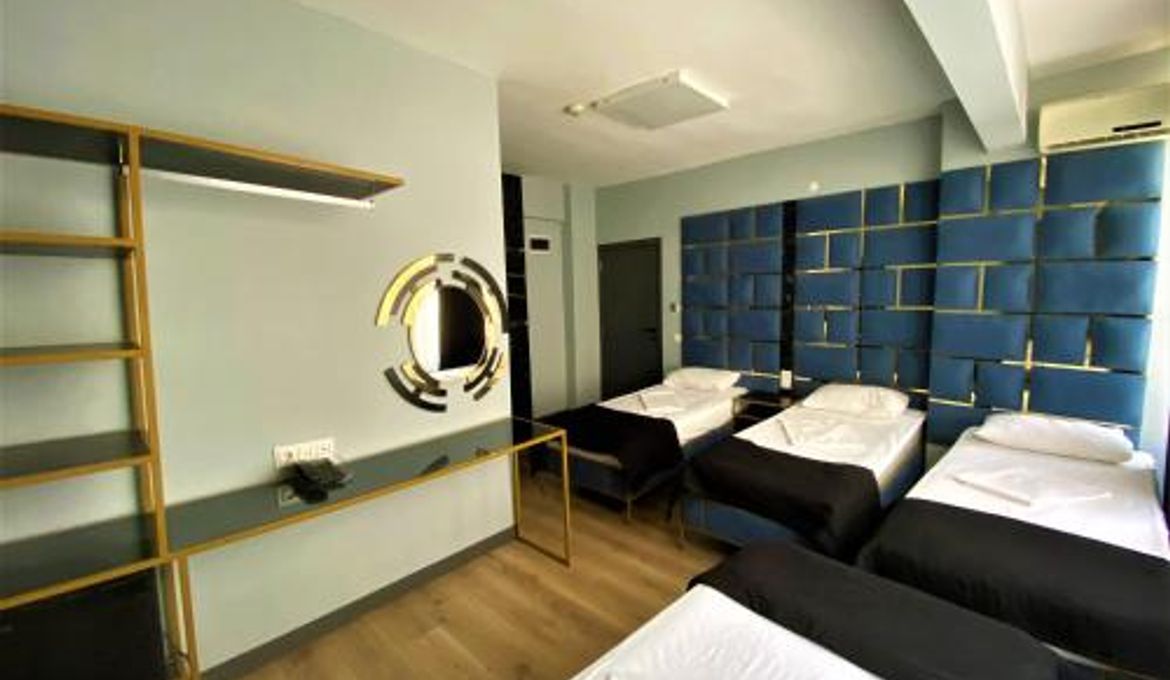 Orange Airport Hotel