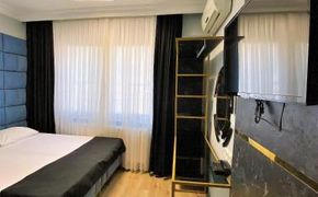 Orange Airport Hotel