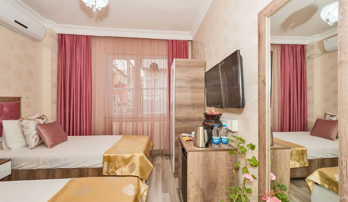 Orange Airport Hotel