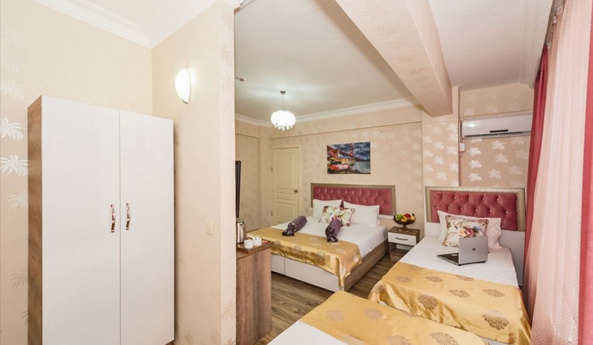 Orange Airport Hotel