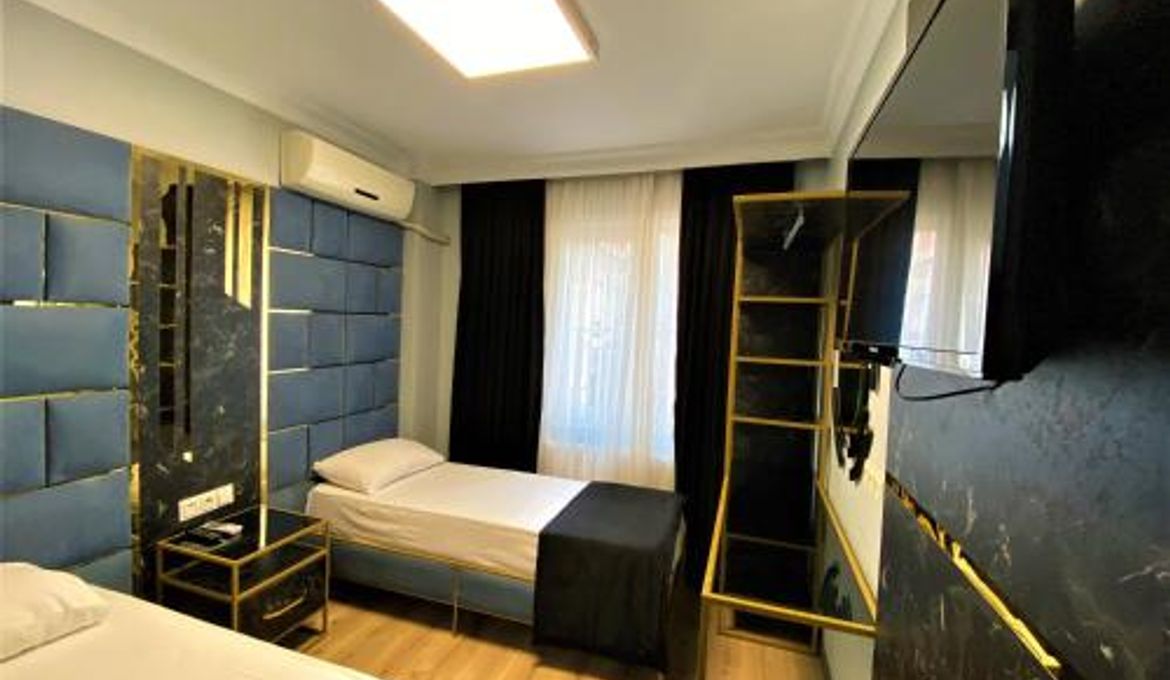 Orange Airport Hotel