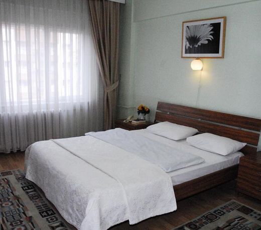 Vip Apart Hotel