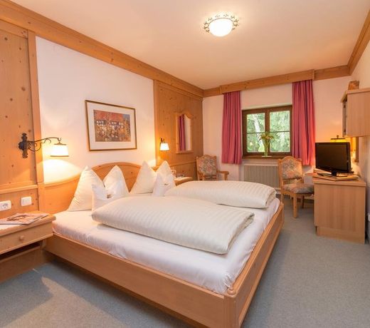Der Erlhof Restaurant & Landhotel