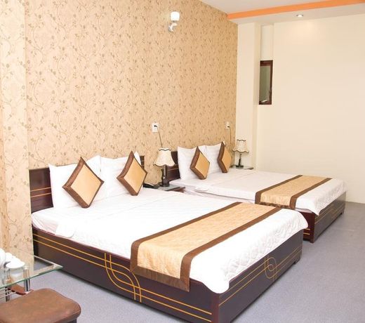 Dong Bao Hotel