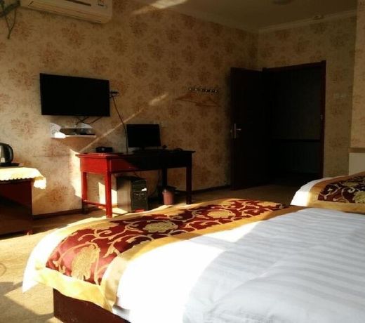 Huayu Business Hotel